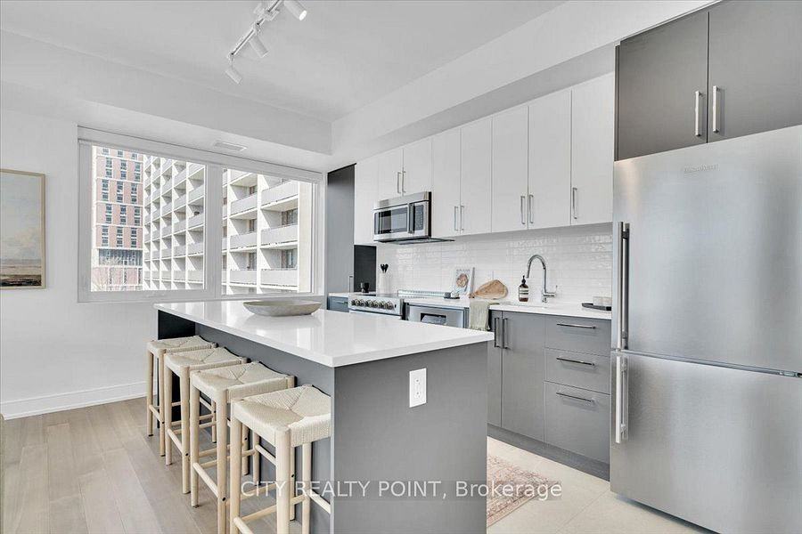 664 Spadina Avenue #503 - Photo 4 of 29