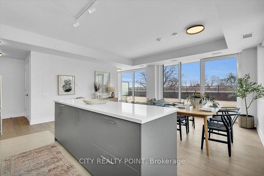 664 Spadina Avenue #503 - Photo 5 of 29