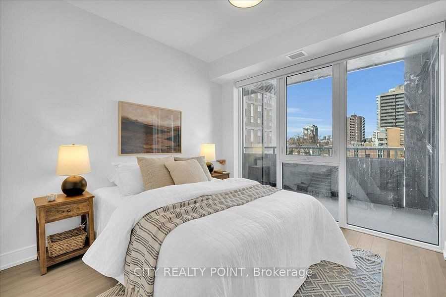664 Spadina Avenue - Photo 15