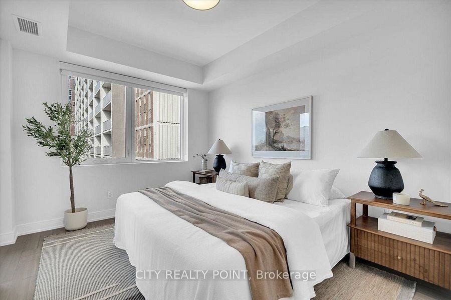 664 Spadina Avenue - Photo 18