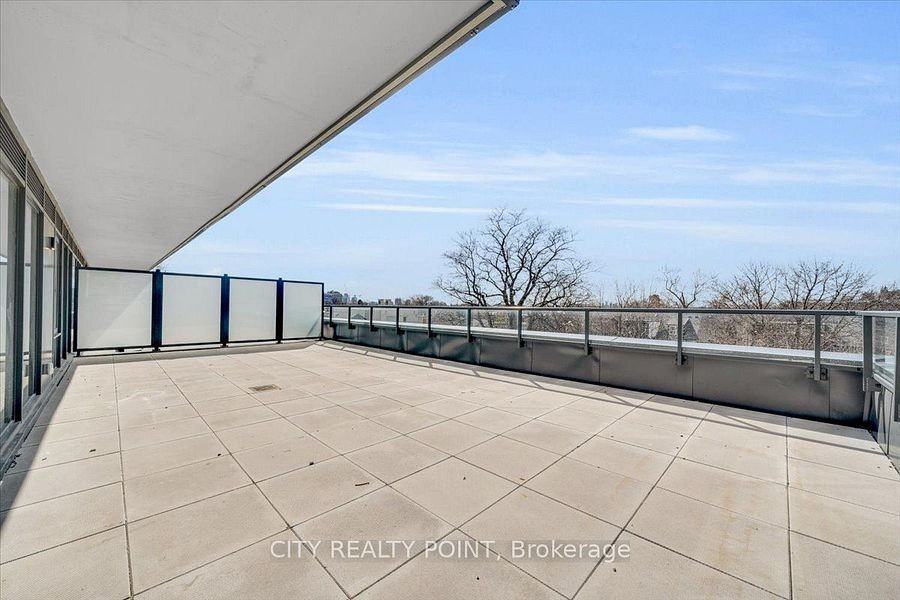 664 Spadina Avenue #503 - Photo 3 of 29