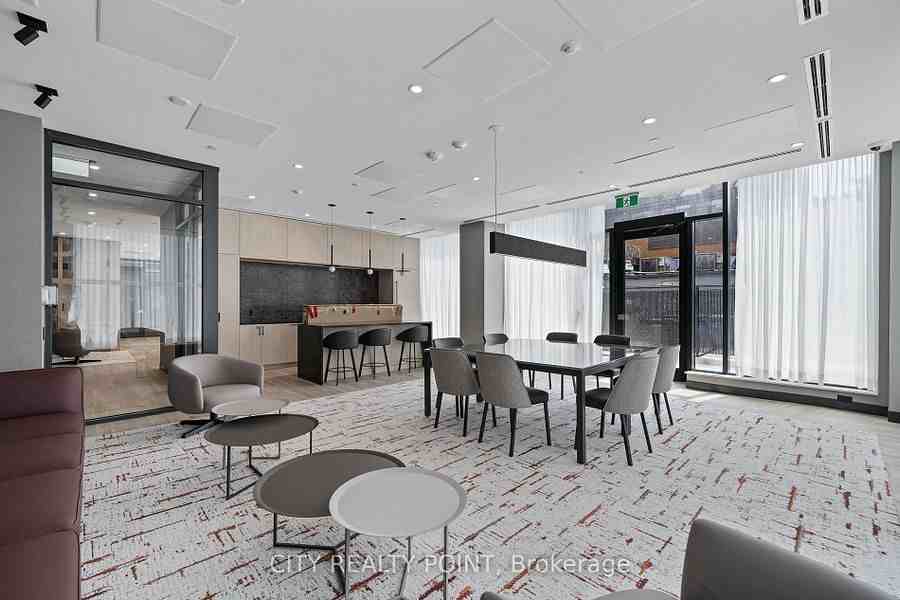 664 Spadina Avenue - Photo 25