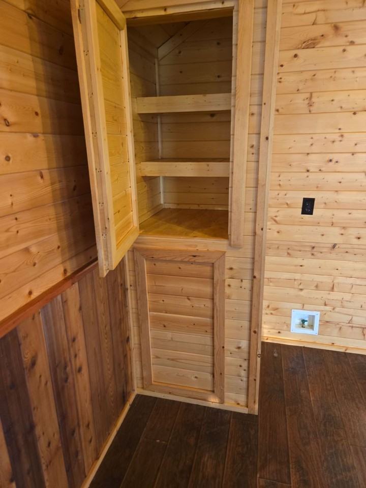 527 Walker Ln - Photo 6 of 12