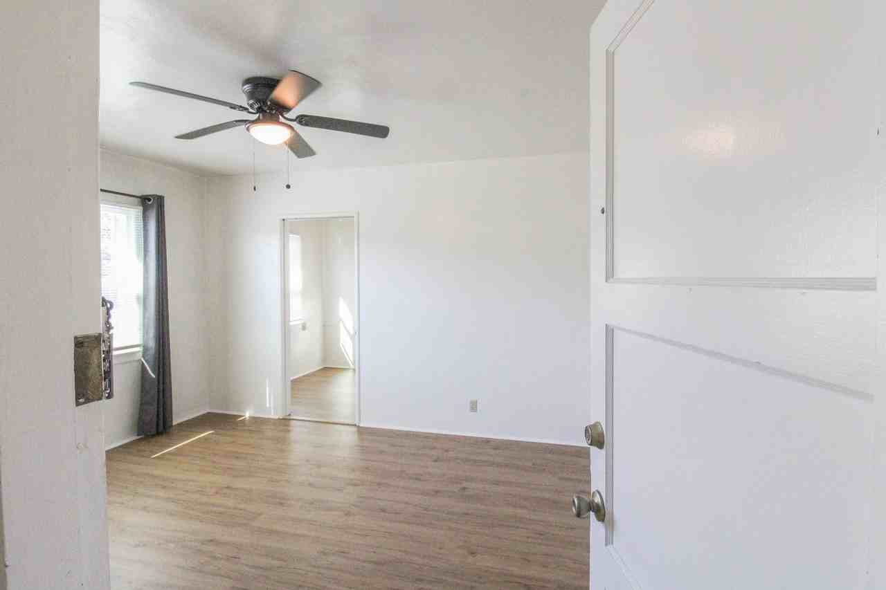 379 Pismo St - Photo 2 of 16