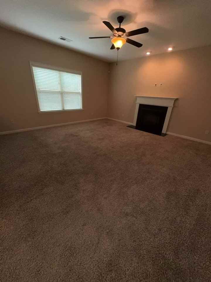 9300 Yarbrough Rd - Photo 6 of 21