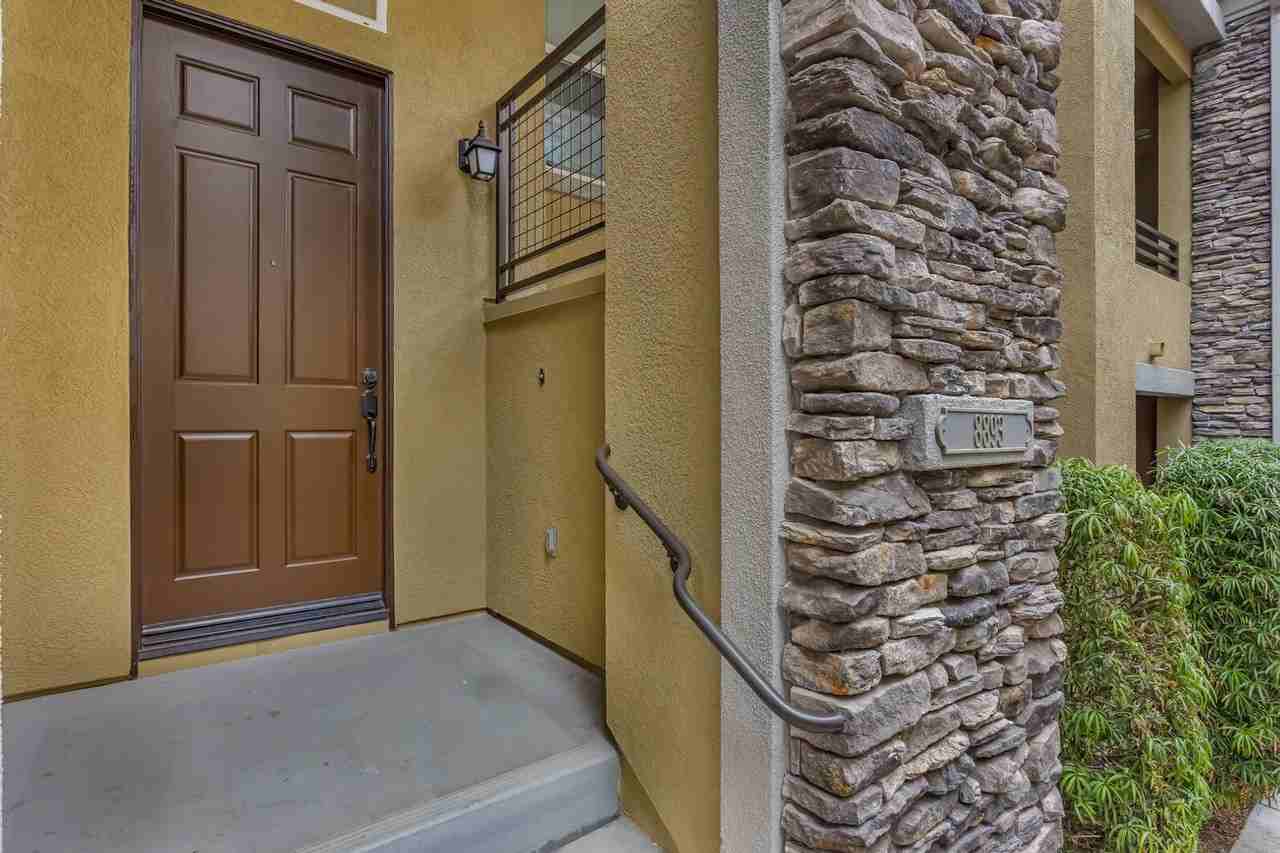 8893 Promenade North Pl - Photo 3 of 28