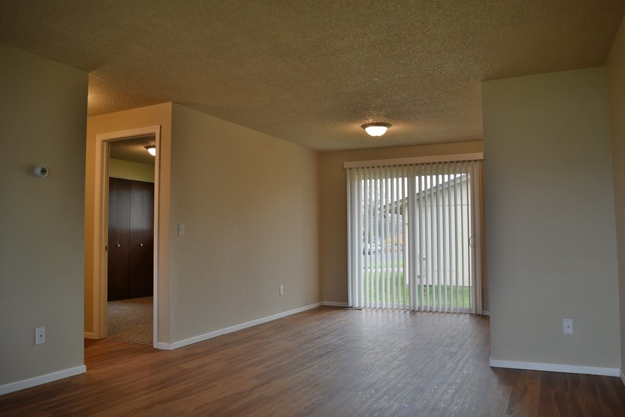 Newton Street Duplexes - Photo 2 of 11