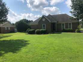 2511 Hopewood Ln - Photo 1 of 1