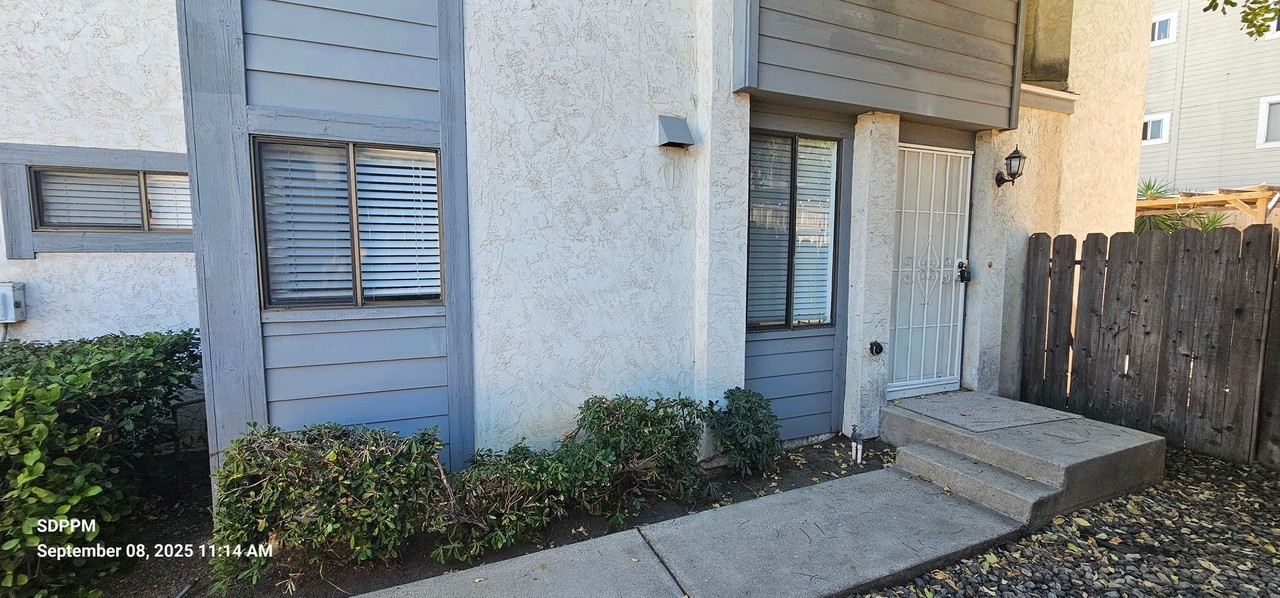 8304 Ora Belle Ln - Photo 3 of 42