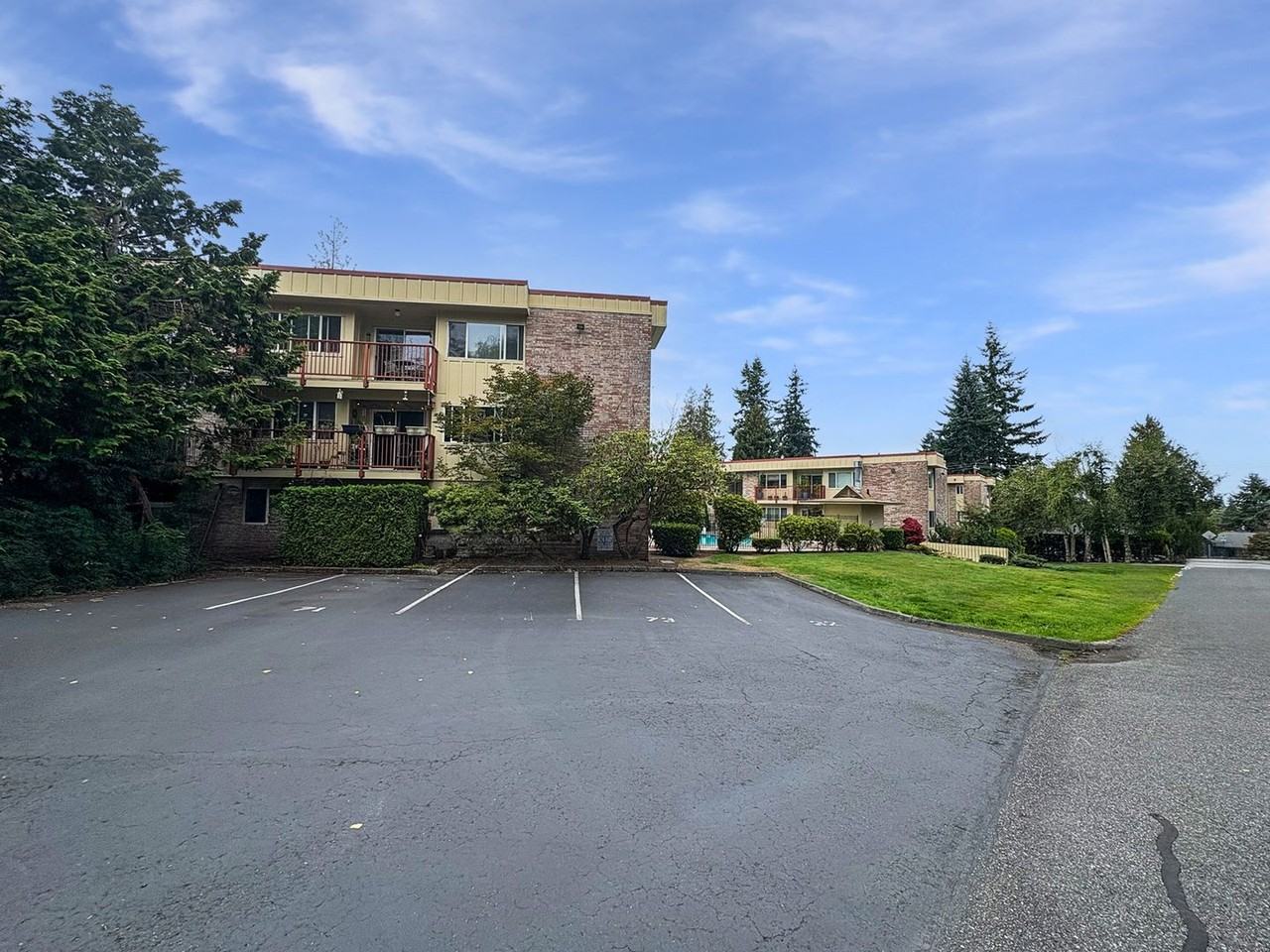 425 45th Street Southwest #201