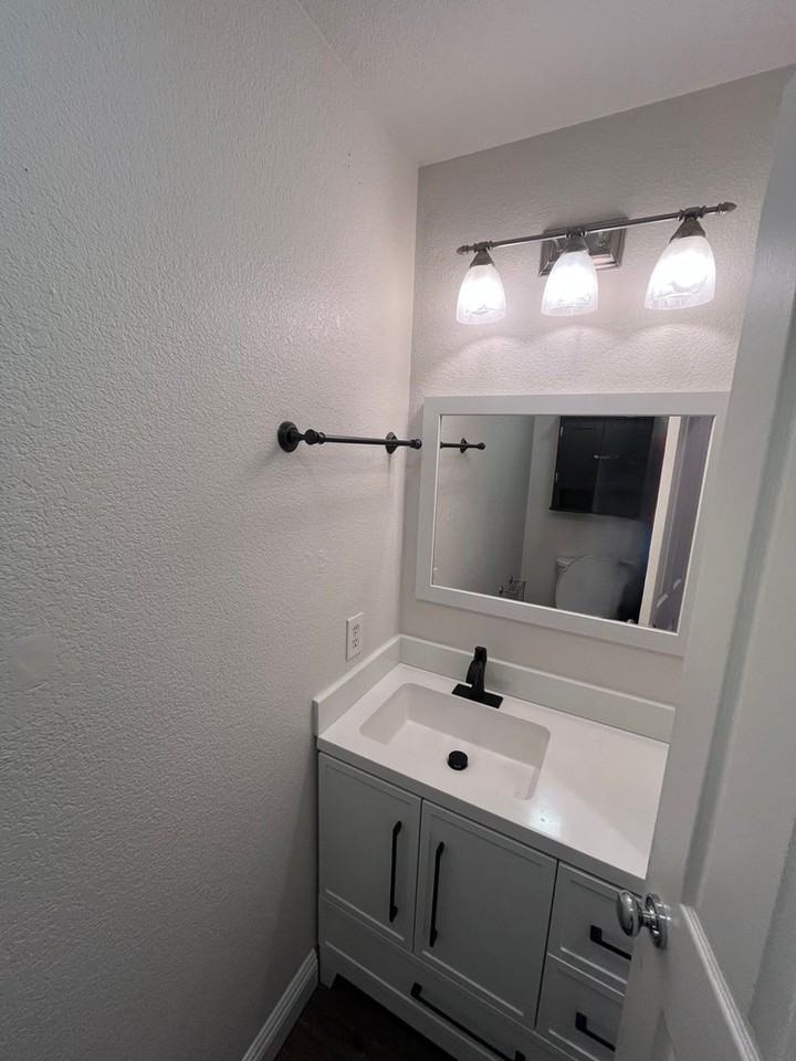124 Sky Ridge Ct - Photo 5 of 20