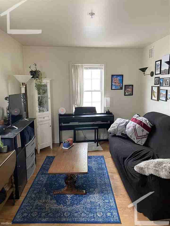 36 Raymond St Apt A - Photo 4 of 11