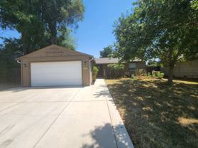 10458 Ambassador Dr - Photo 1 of 1