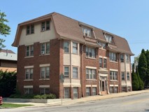 East Side Apartments Near UWM – Heat Included - Photo 1 of 1