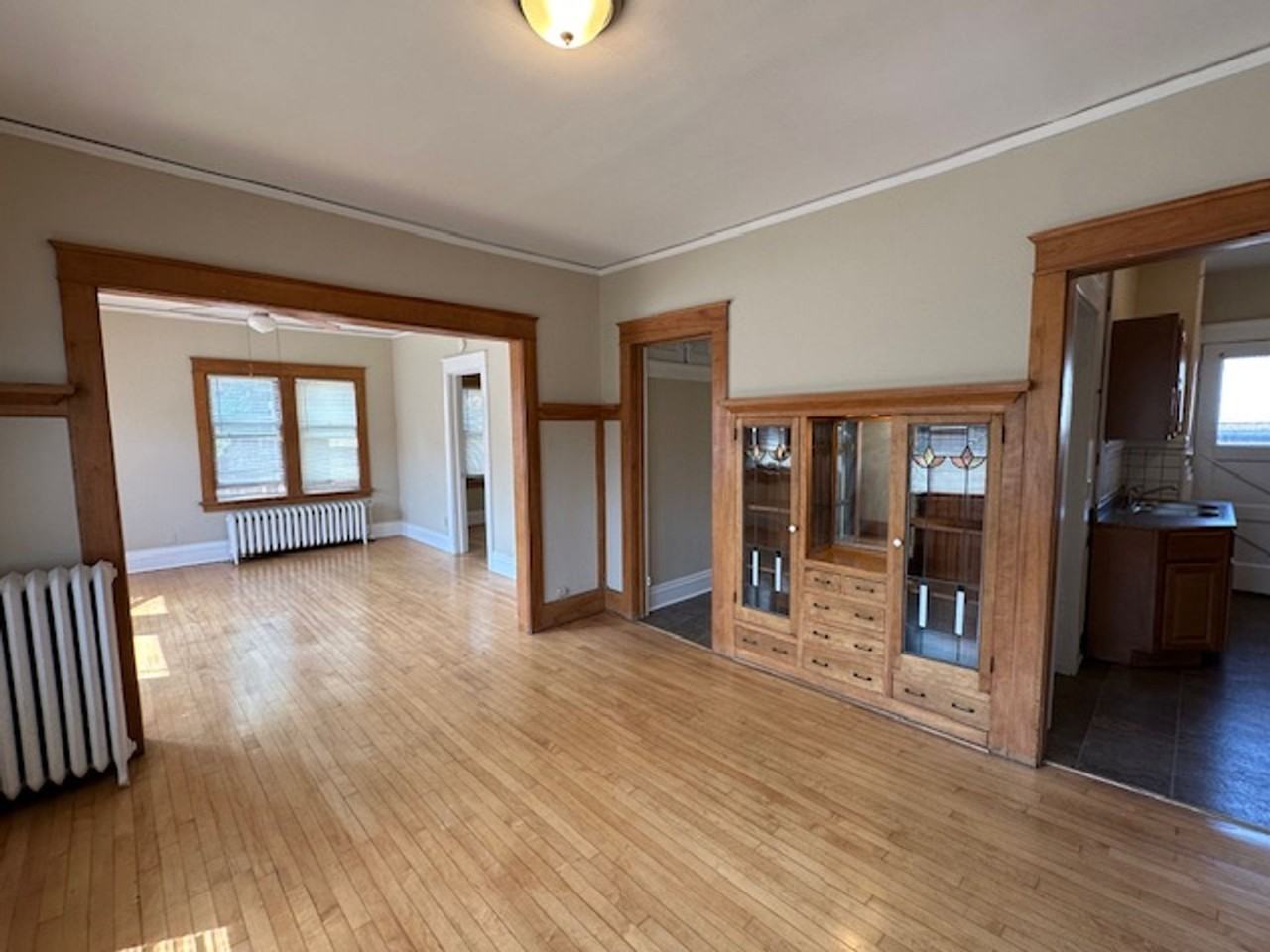 Freshly Renovated 2BR Garden Apartment Near UWM $1,350/mo – Heat + Parking Included - Photo 5 of 8