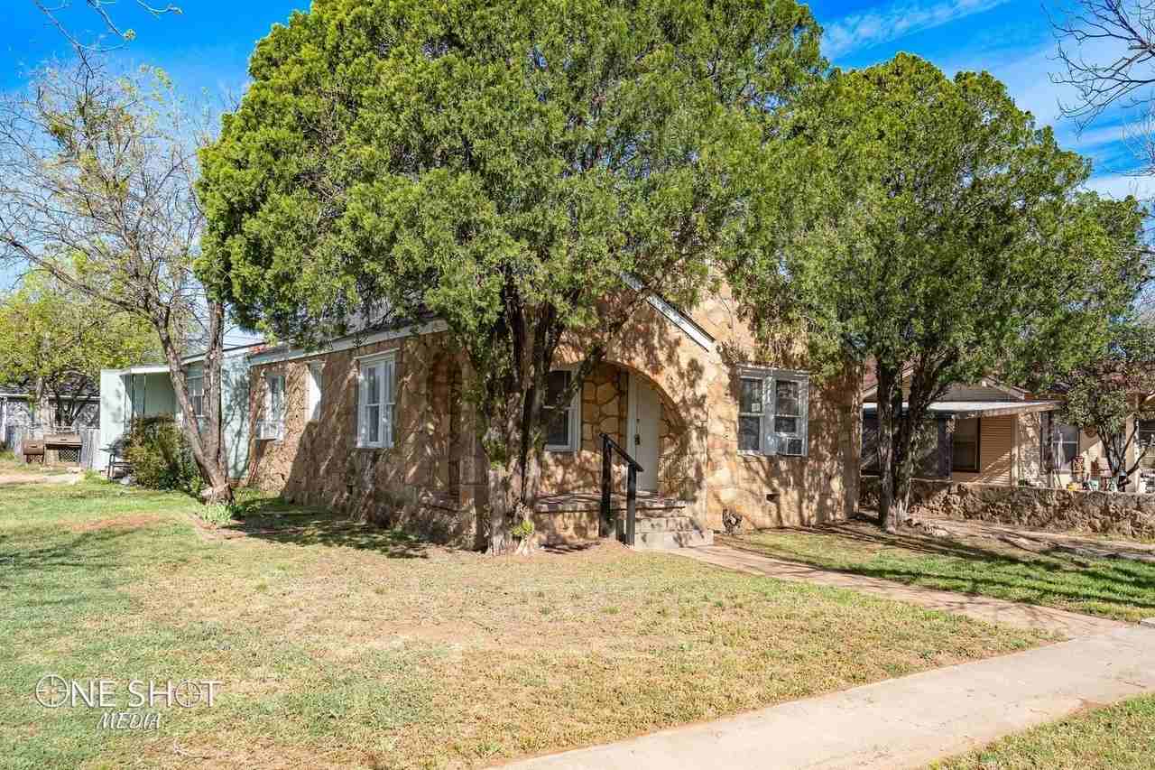 1102 Cypress St - Photo 2 of 19