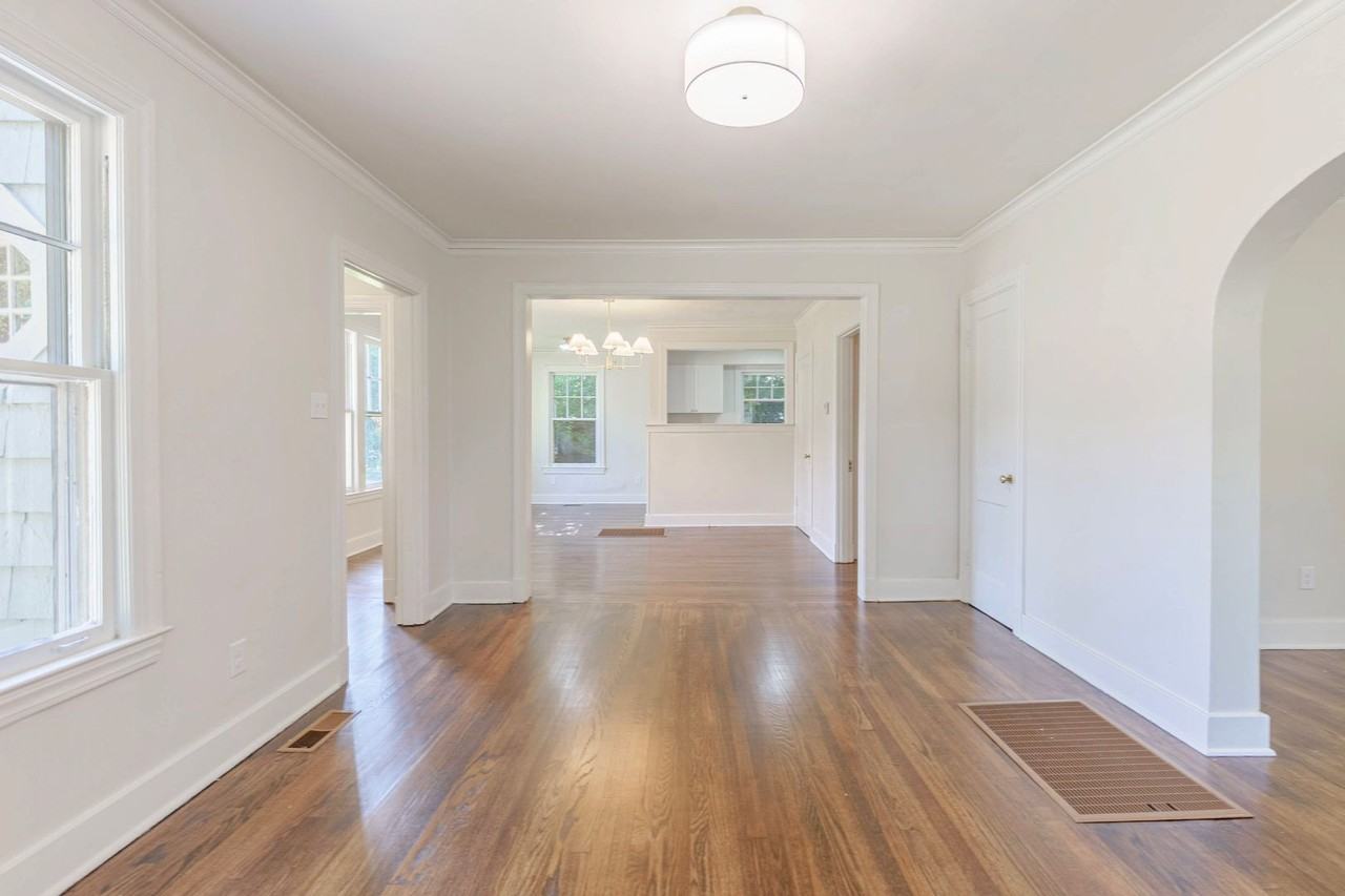 1925 Walker Ave - Photo 2 of 29