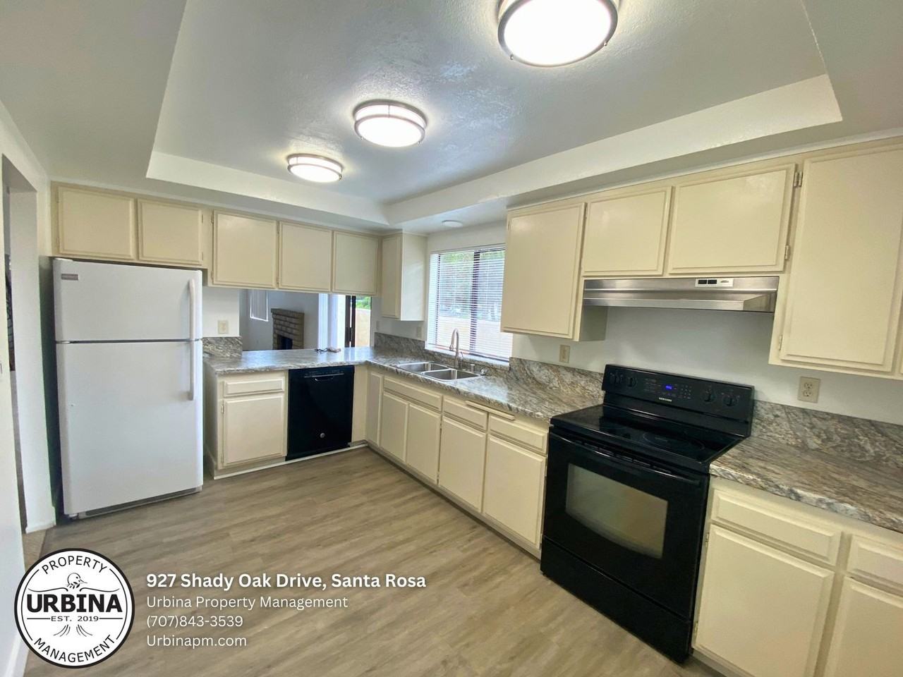 927 Shady Oak Dr - Photo 7 of 15