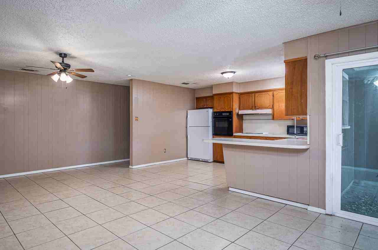 213 Fox Drive - Photo 5 of 13