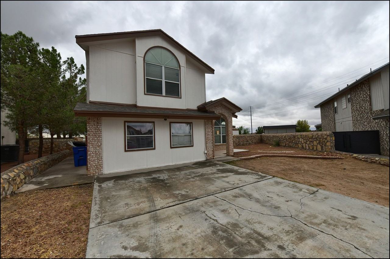 7958 Starry Night Dr - Photo 6 of 50