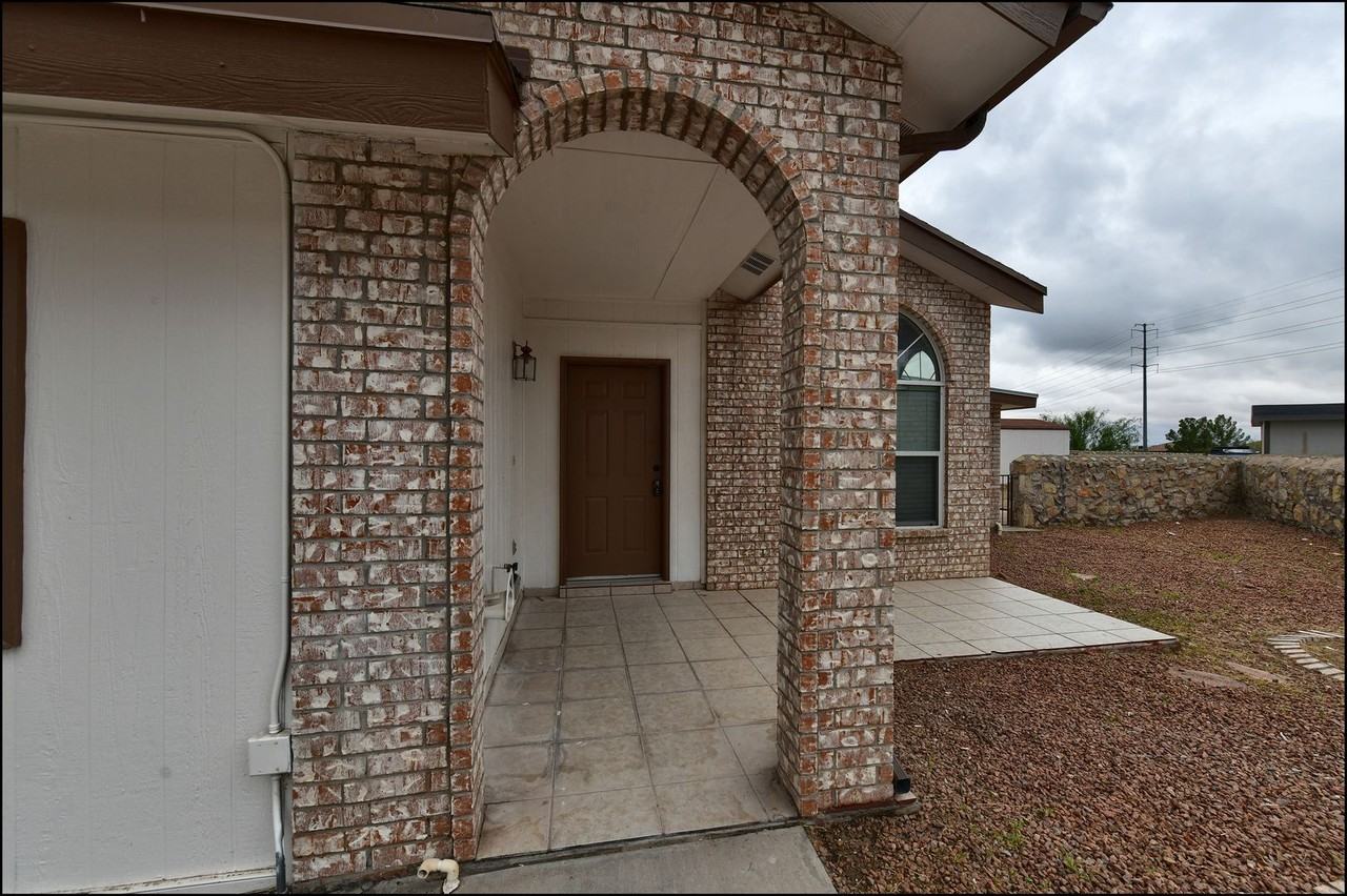 7958 Starry Night Dr - Photo 7 of 50