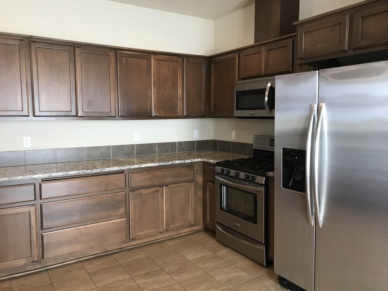 2634 Ne 88th Pl - Photo 7 of 31