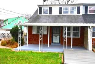 2503 Van Buren St - Photo 1 of 1