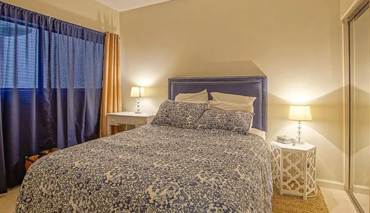 723 Westmount Dr - Photo 7 of 17