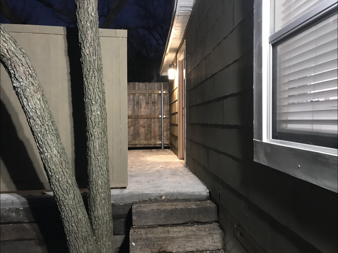 5317 Purington Avenue - Photo 6 of 19