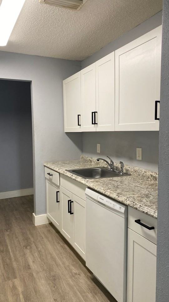 4504 68th Street West #B - Photo 3 of 11