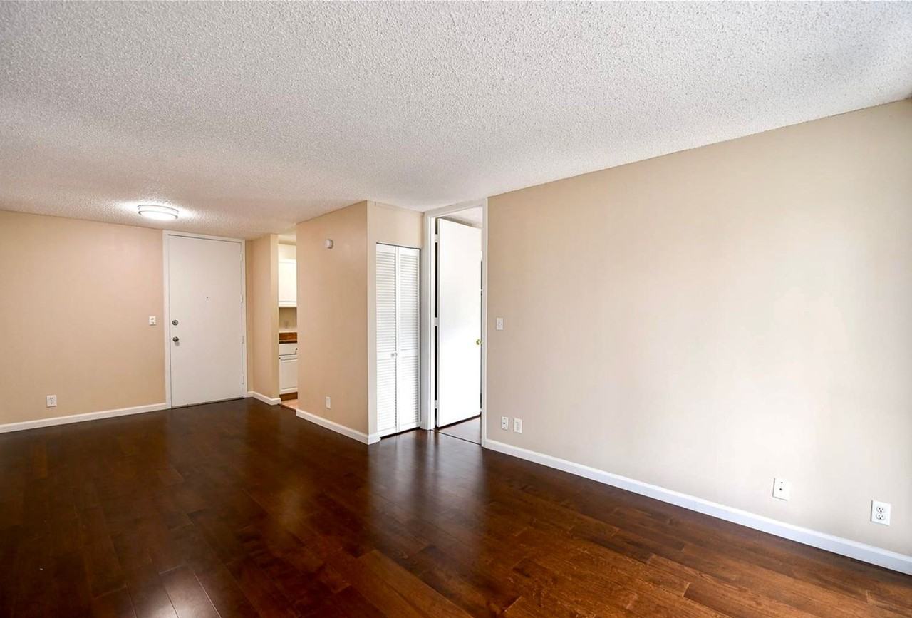 1600 Wilikina Dr #B401 - Photo 5 of 14