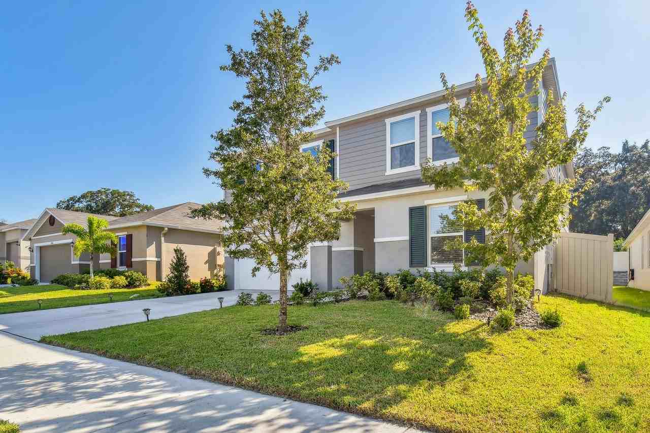 3810 Reflection Dock Dr - Photo 2 of 8