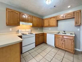 121 Green Ln - Photo 1 of 1