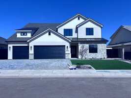 featured image of 2893 E Yavin Way