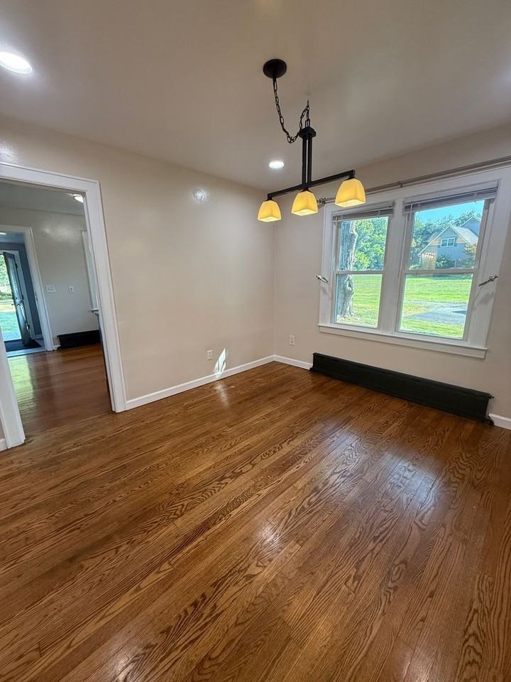 1628 1628 Rt. 17K - Photo 2 of 21