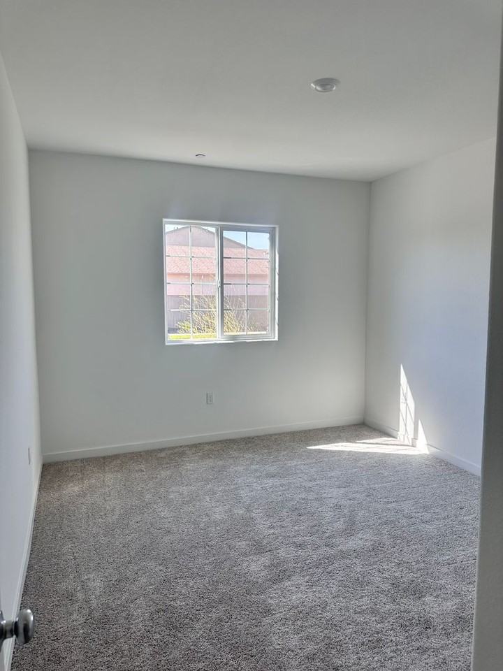 7017 Overlook Way - Photo 4 of 29