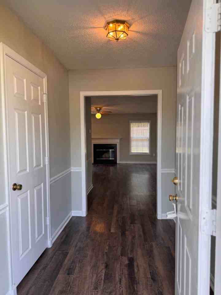 1800 Kildare Woods Dr - Photo 2 of 36