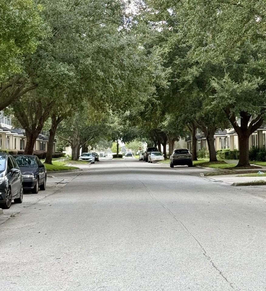 516 Hopewell Drive - Photo 3 of 35