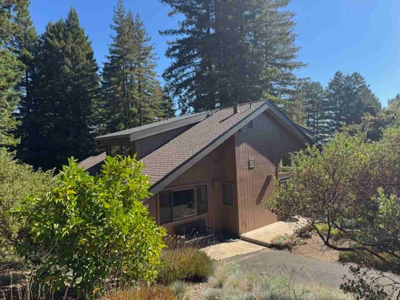 685 Jonive Rd - Photo 2 of 20