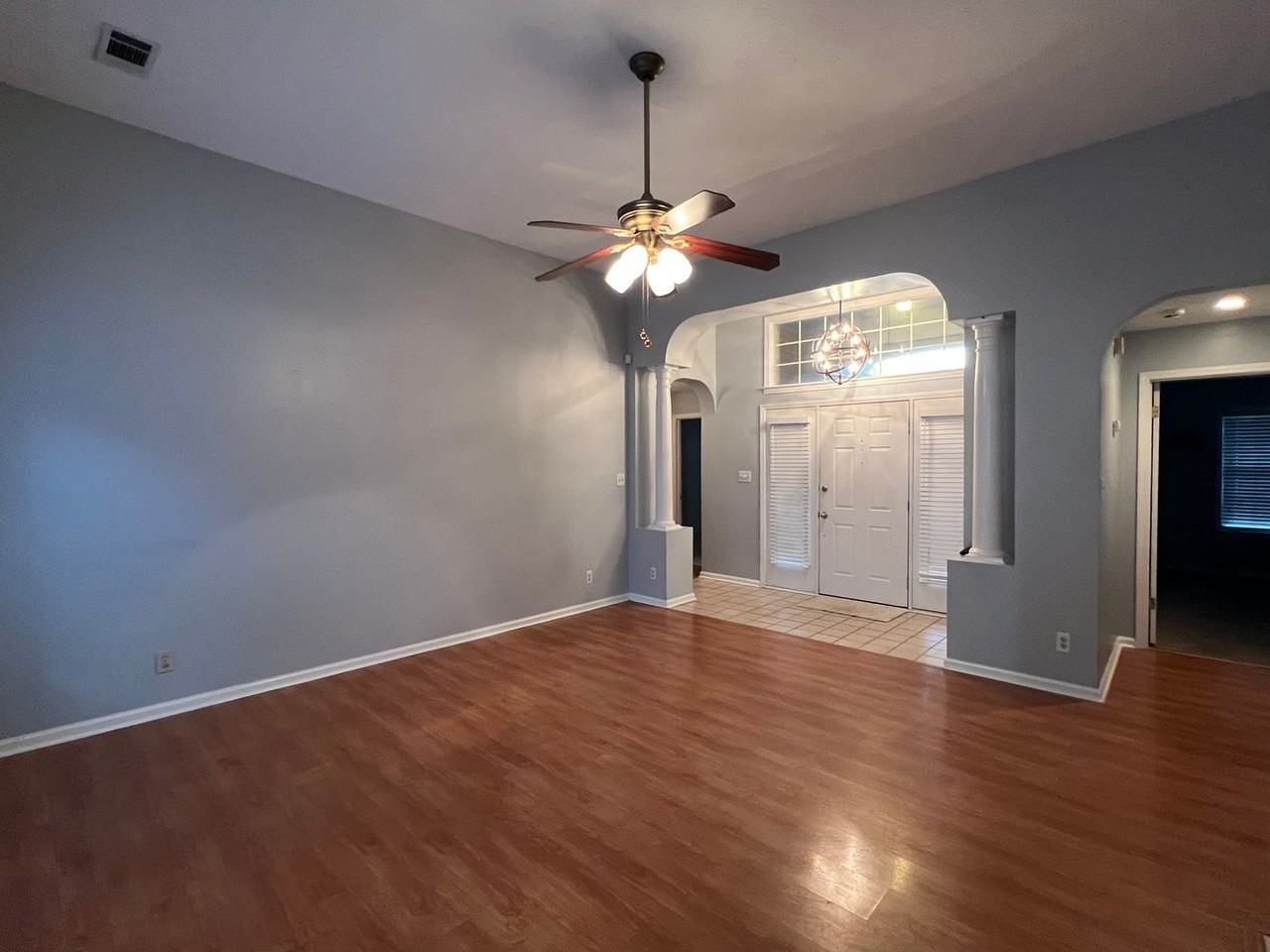 7117 Stamford Ct - Photo 6 of 16