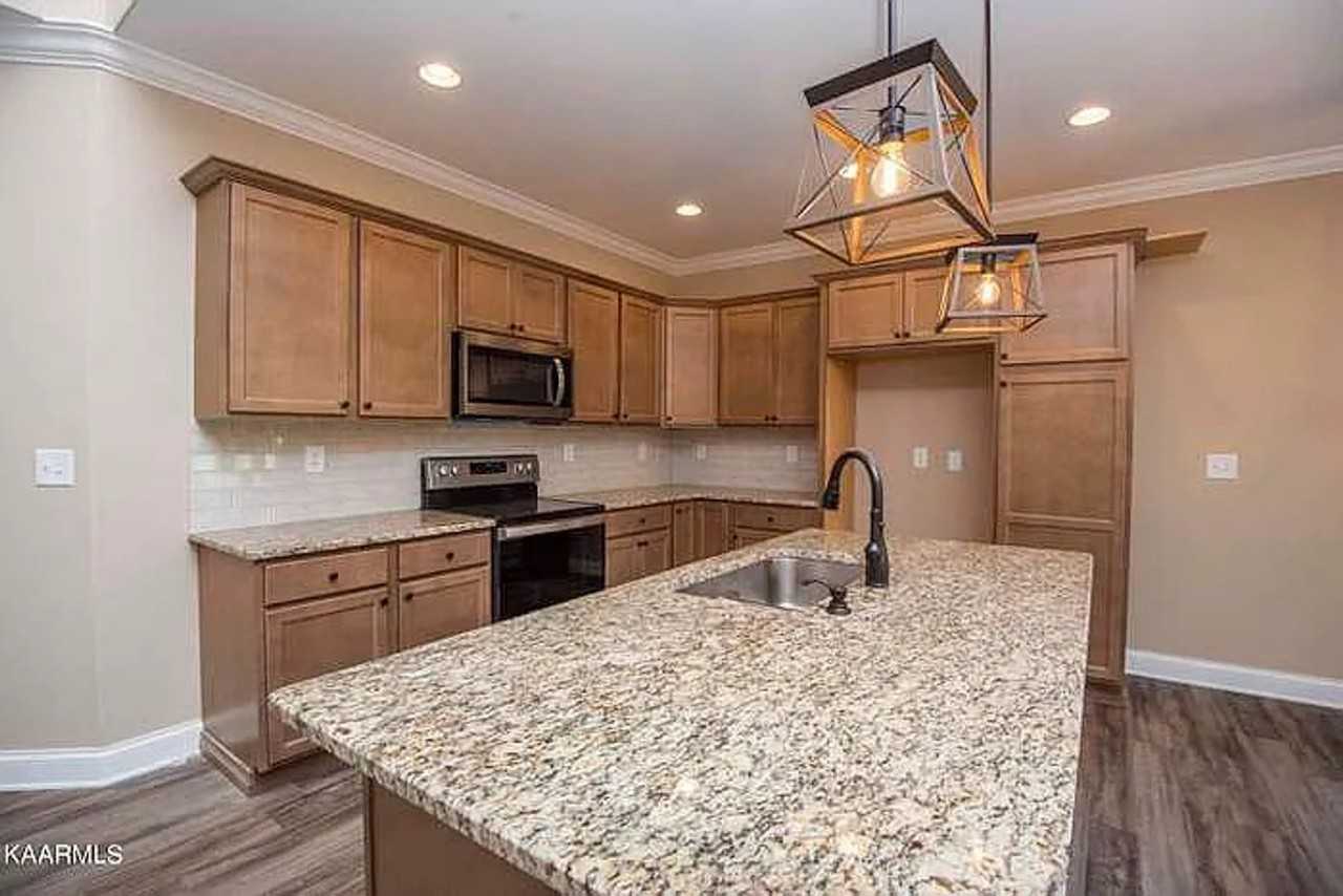 10109 Songbird Ln - Photo 3 of 24