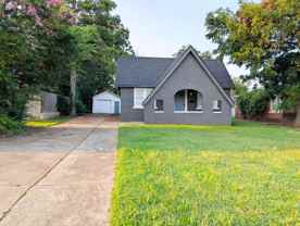 1828 Nw 40th St - Photo 1 of 1