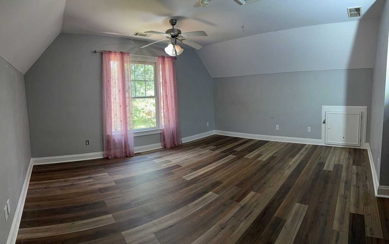 1301 Peachcrest Road - Photo 7 of 36