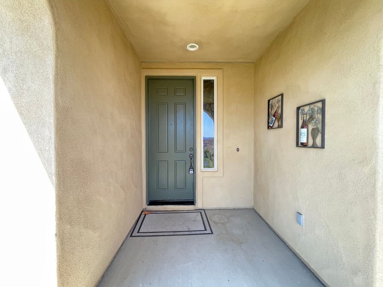 676 Mercury Ave - Photo 3 of 22