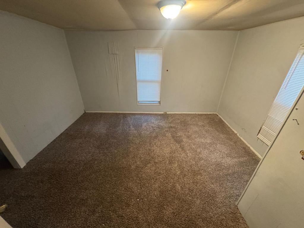 4139 Apex Dr - Photo 4 of 8
