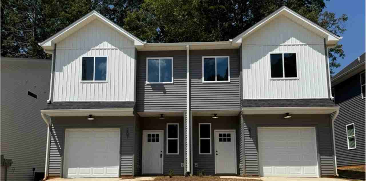 207 9th Ave Se #209