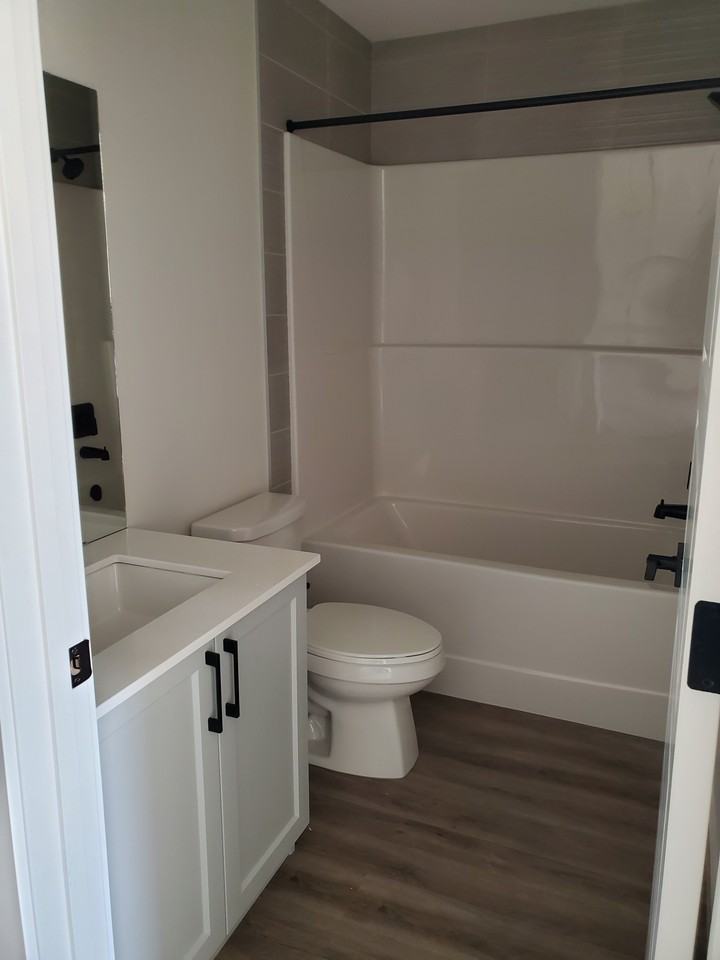 17314 6a Street Northeast - Photo 3 of 16