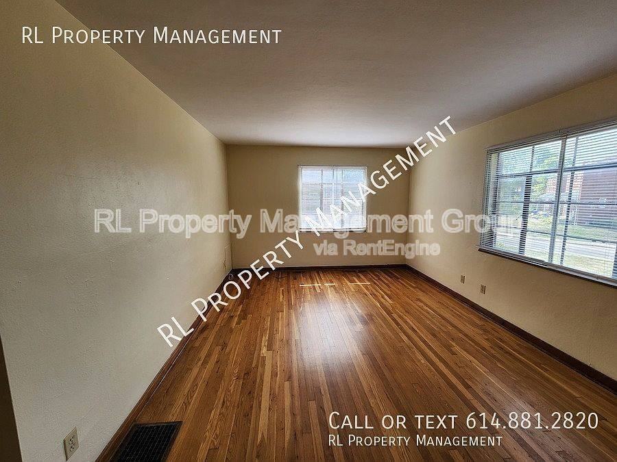 1030 Hilo Ln #B - Photo 3 of 10