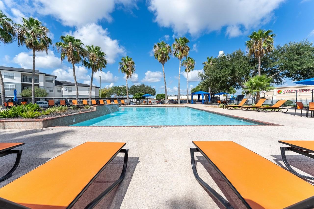 Harbor House on Saratoga - Photo 2 of 19