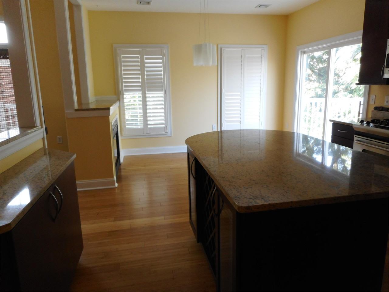 204B Seneca Way #1 - Photo 3 of 50